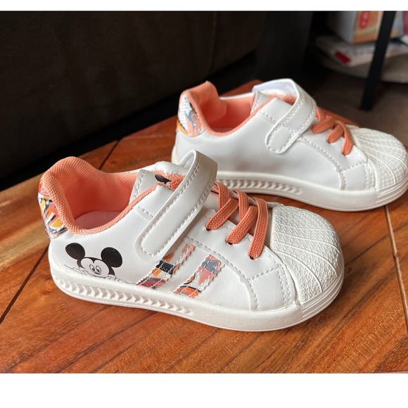 Other - Mickey Mouse White Sneakers Toddler Girl Hook & Loop Shoes EU25/US 8